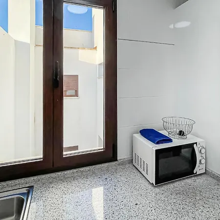 Awesome In With Wifi Apartman Estepona