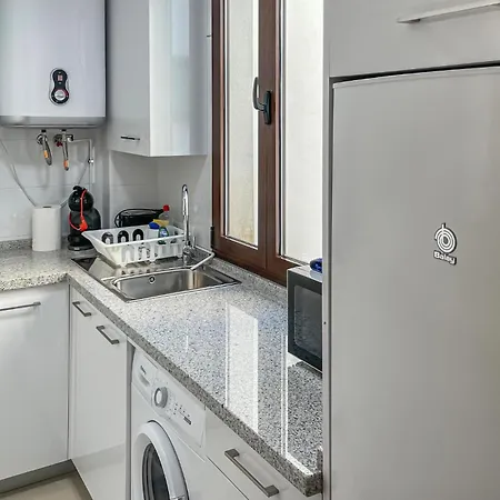 Apartman Awesome In With Wifi Estepona